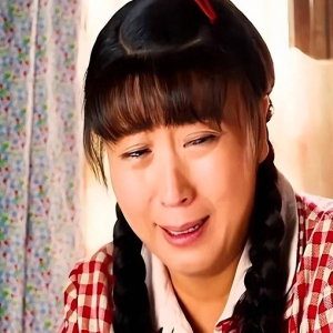 闫学晶这一跤,栽在舆情长尾上